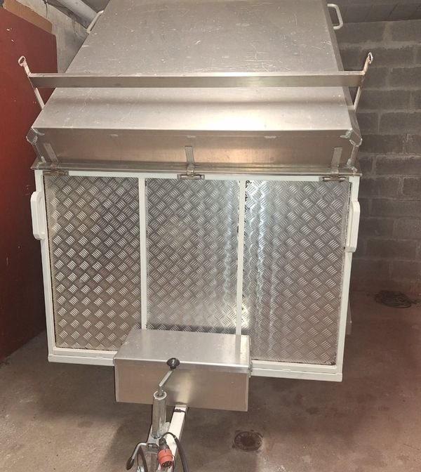 Superbe remorque alu comme neuve fermée ptac 750 3