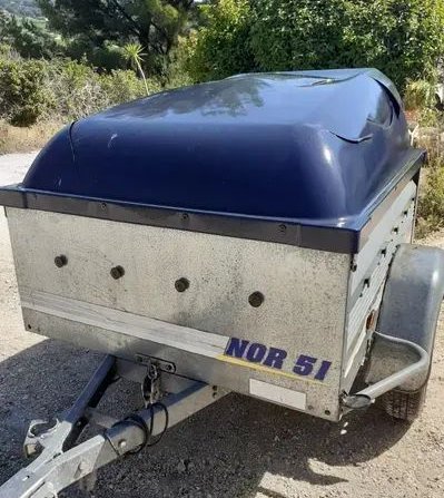 Remorque norauto premium basculante a amortisseurs intégrés 2