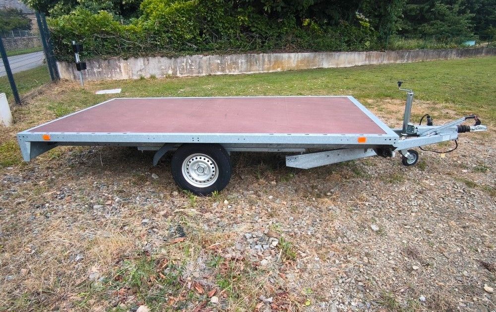 Remorque plateau trigano R340 F150