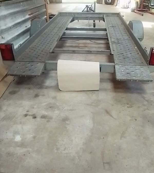 Remorque plateeau porte voiture lyder basculante ptac 1600kg