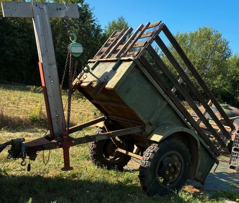 Vend remorque militaire