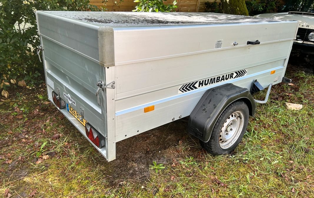 Remorque bagagère HUMBAUR 2