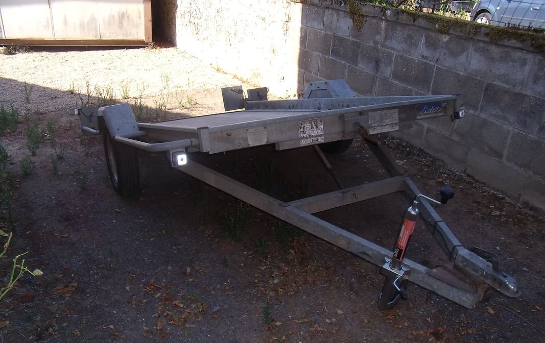 Remorque plateau 750kg 2
