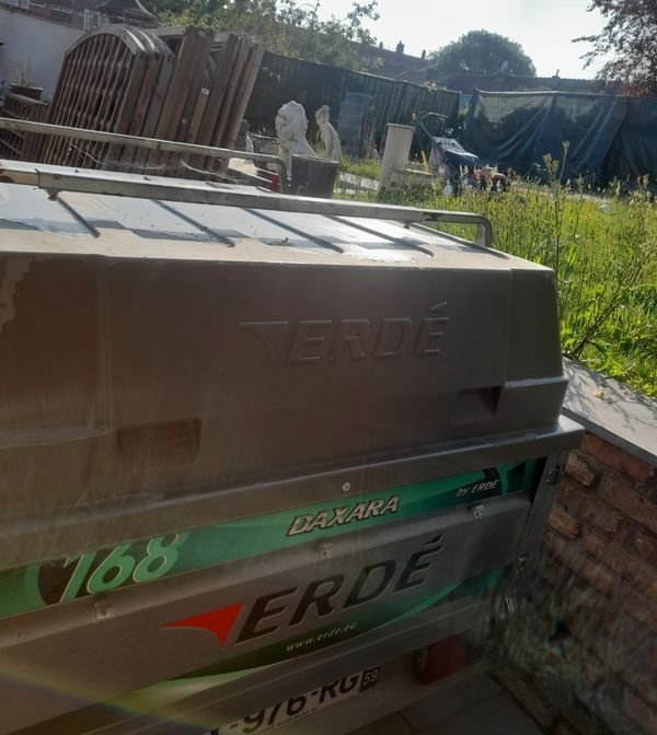 Remorque ,idéale pour départs en vacances bagages vélos etc..... 2