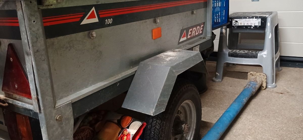 Remorque Erdé 100 avec bâche et roue de secours