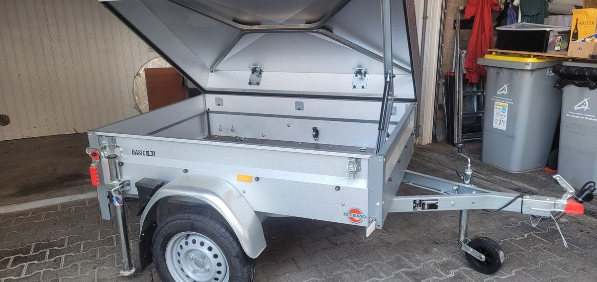 Vend remorque neuve, peu servi 2