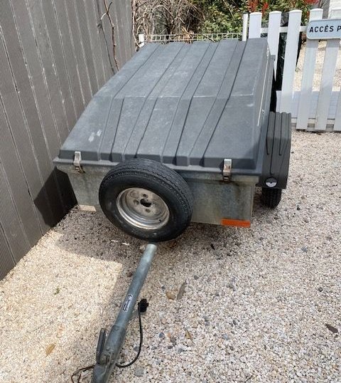 Remorque bagagère SARIS Arba 2000 avec capot rigide - 500 kg