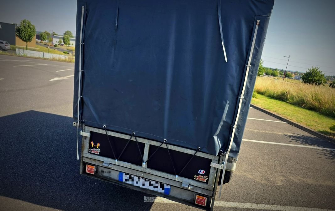 Remorque transport fermée 3