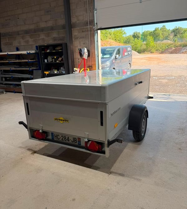 Remorque Humbaur H752513 – Capot – 750 kg – Très bon état 2