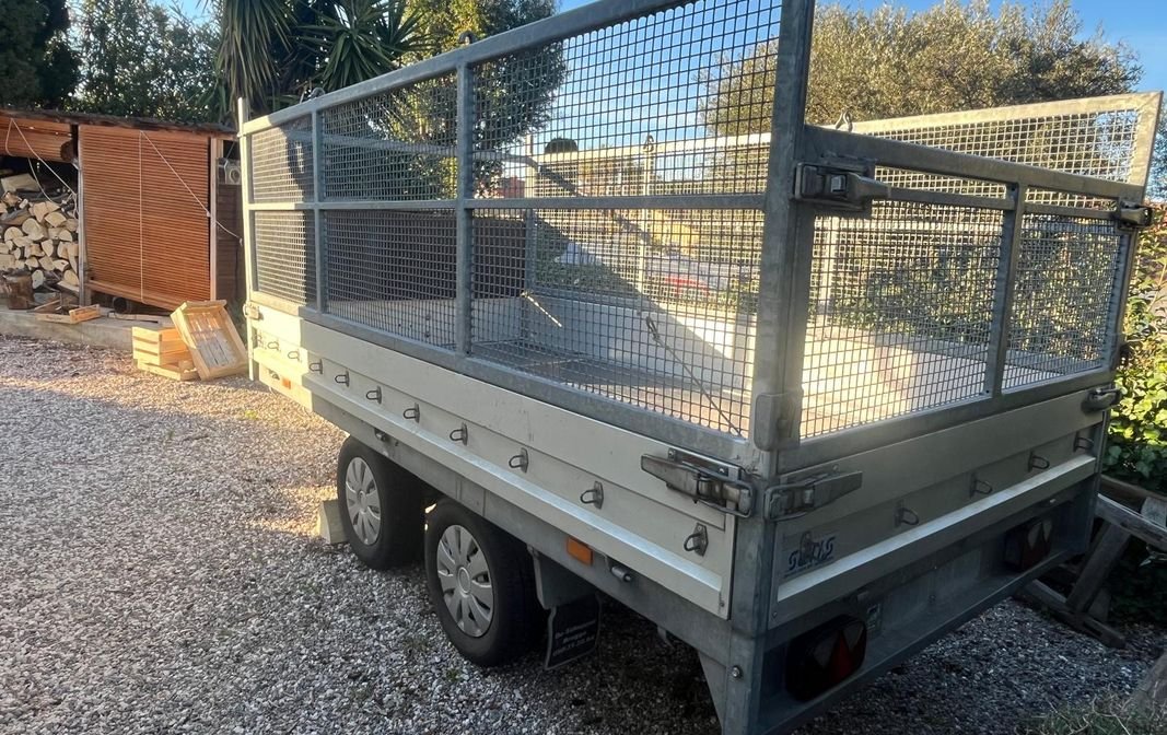 Remorque SARIS de très bonne qualité 2
