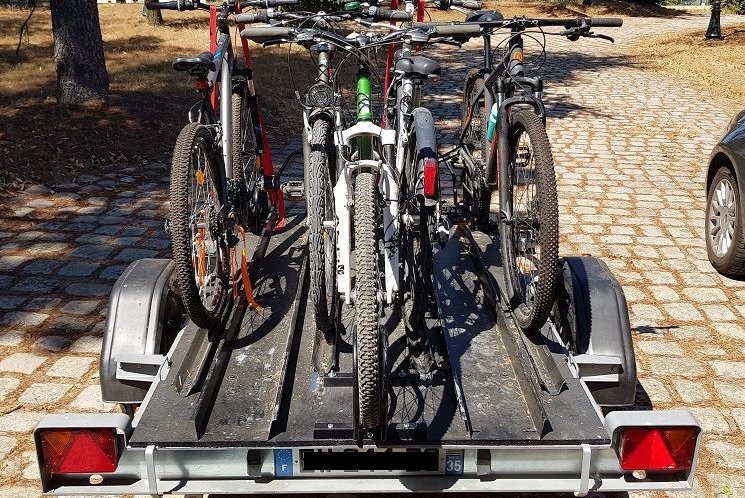Remoque 2 motos ou 5 vélos