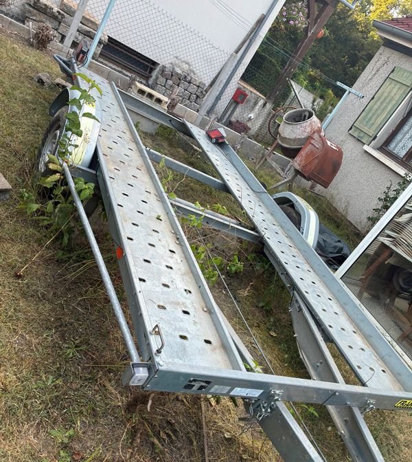Remorque pour tracter voiture