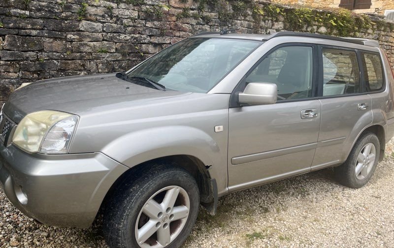 Voiture pour pièces détachées
