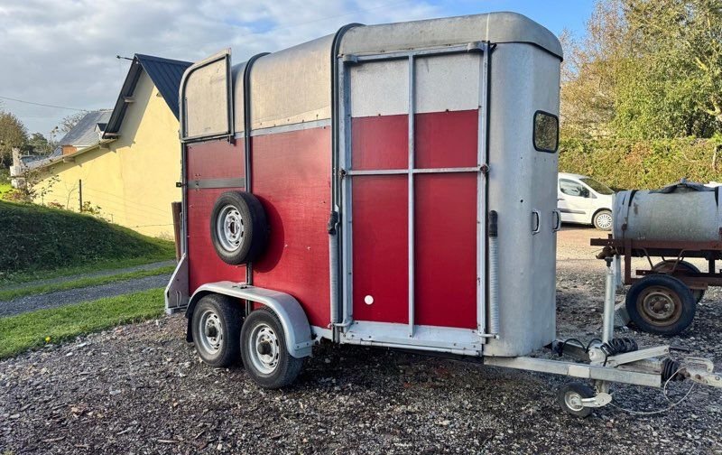 Van Ifor William