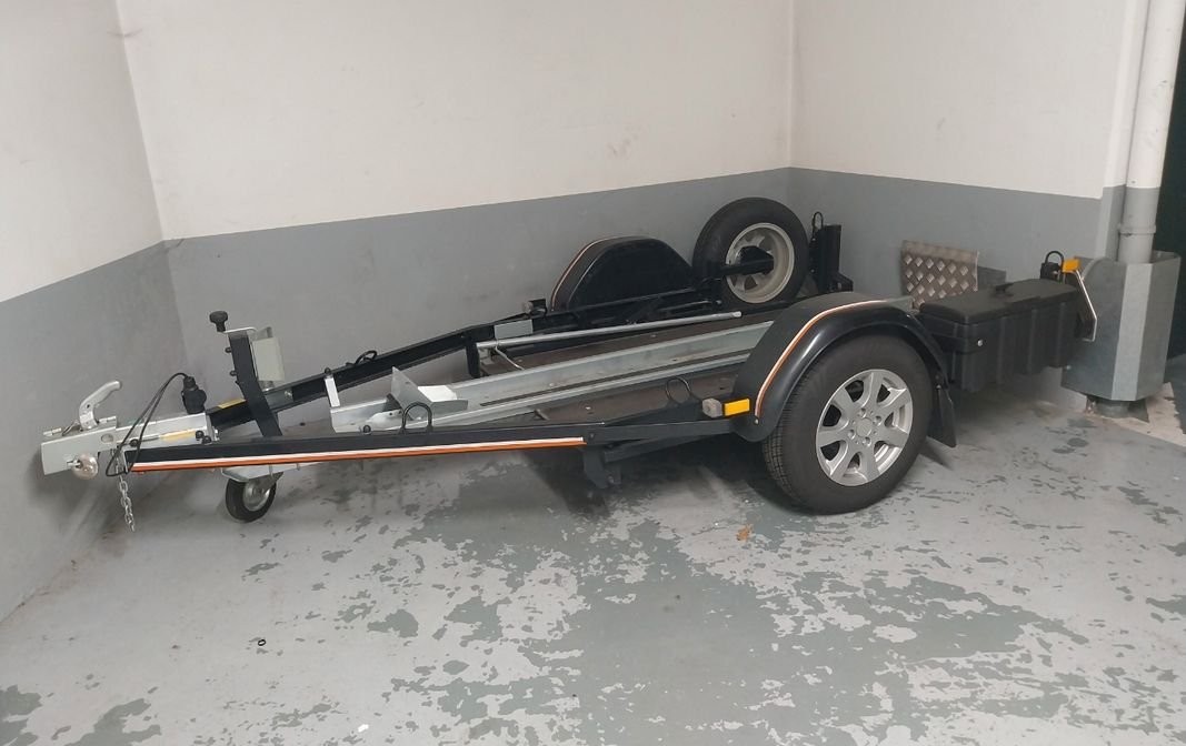 Remorque moto basculante MIL
Modèle KXL – PTAC 500 kg
