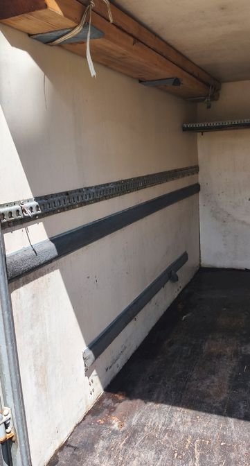 Remorque Fourgon Hubière 1500kg – Double essieu – Très bon état 4