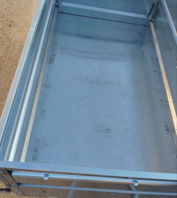 Remorque 224cm par 129cm neuve