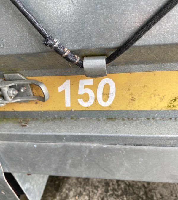 Remorque routière Erdė 150 avec bâche 3