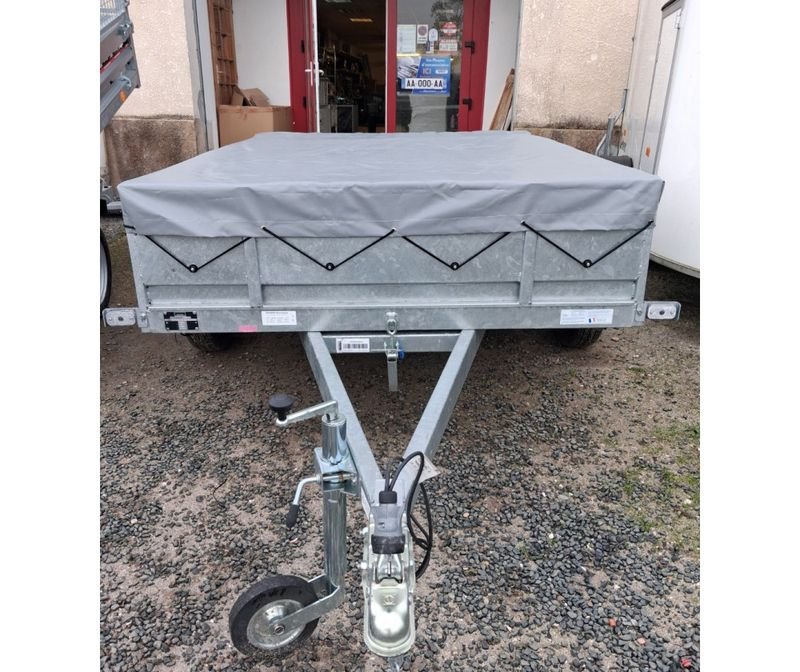 Remorque 2024 Acier galavanisé Largeur 1M42 Trigano - Franc RE250 142x250 + bâche + roue de secours 2
