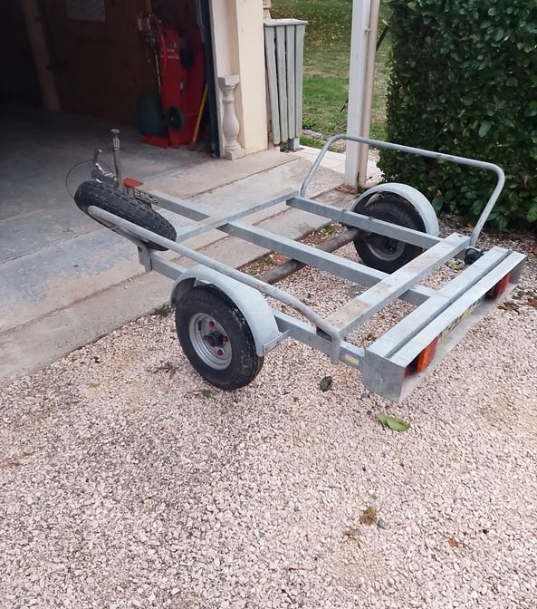 Remorque chassis
