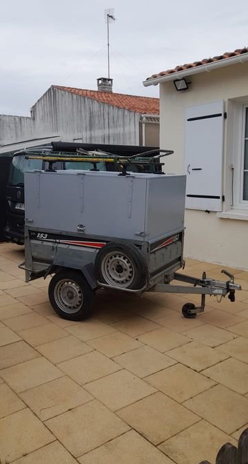 Remorque ERDE 153