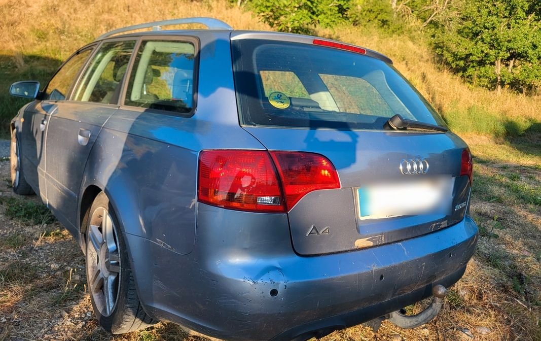 A4 8e 2.0 140 tdi break 3