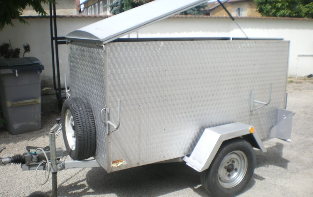Remorque fermée de marque Moiroud 750 kl