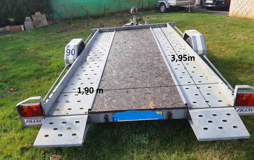 Remorque plateau Trigano – PTAC 1600 kg – Charge utile 1190 kg – Carte grise 2