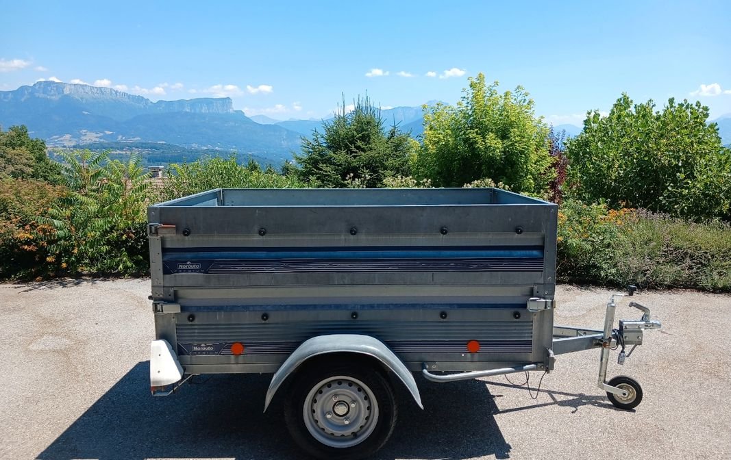 Remorque norauto premium avec rehausse 3