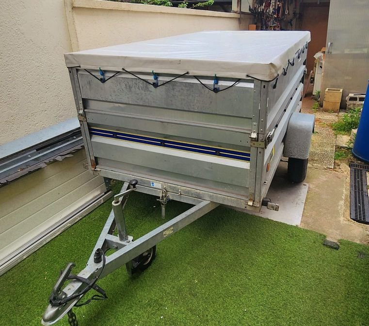 Remorque 500/750 kg basculante avec assurance et carte grise voiture 2