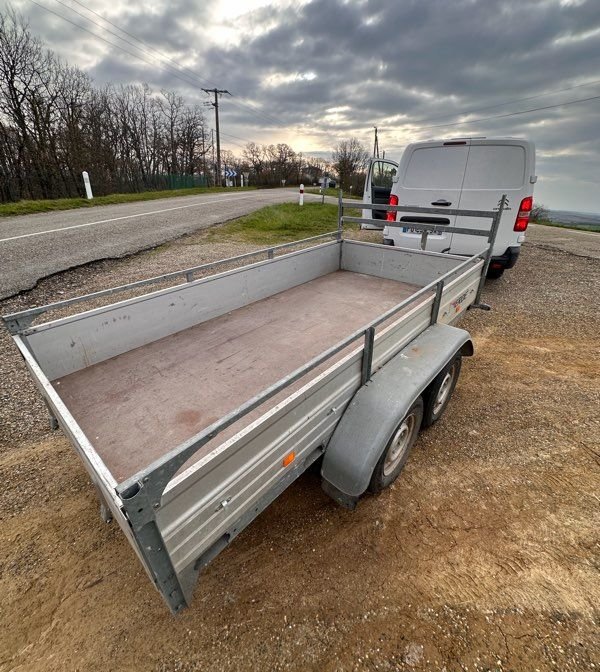 Remorque 2,5 tonnes double essieux avec Carte Grise 2