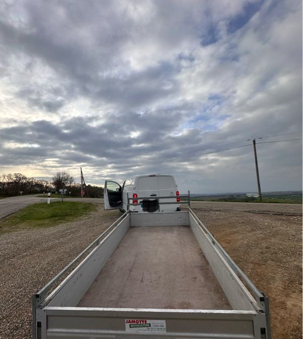Remorque 2,5 tonnes double essieux avec Carte Grise 3