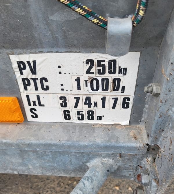 Remorque bâchée quemerais 1T ptc 2