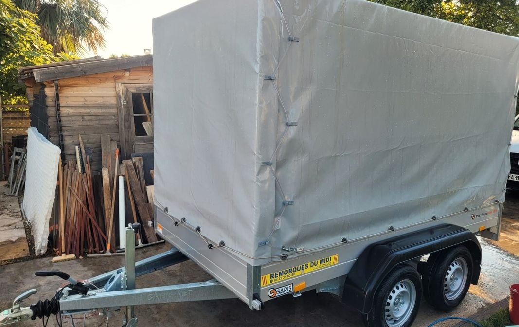 Remorque saris double essieu ptc 2000kg 2
