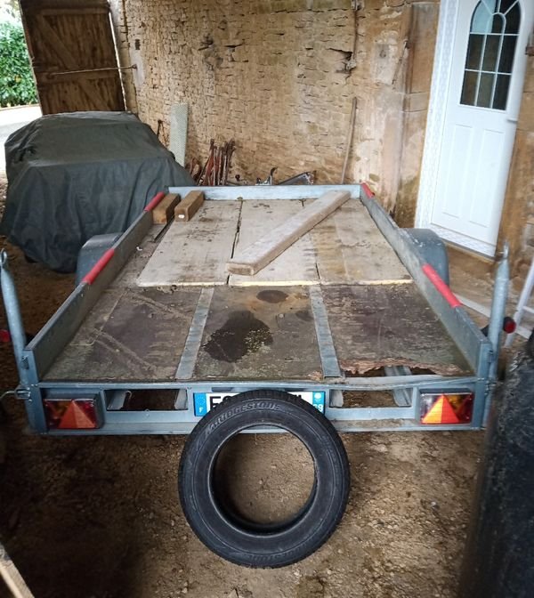 Remorque plateau 1500 kg 2