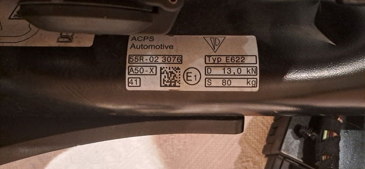 Vends attelage électrique pour Porche Macan Électrique 3