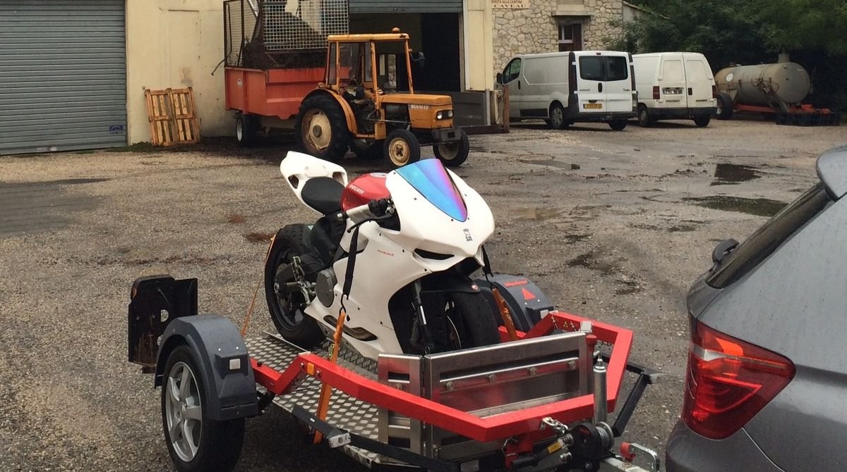 Remorque Ares Trailer MAXI – 3-en-1 Moto / Quad / Jet Ski – Excellent état