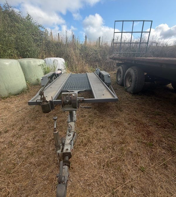Remorque porte voiture double essieux