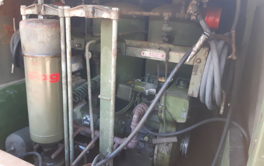 Remorque 1ton GMC militaire avec groupe graissage fog 3