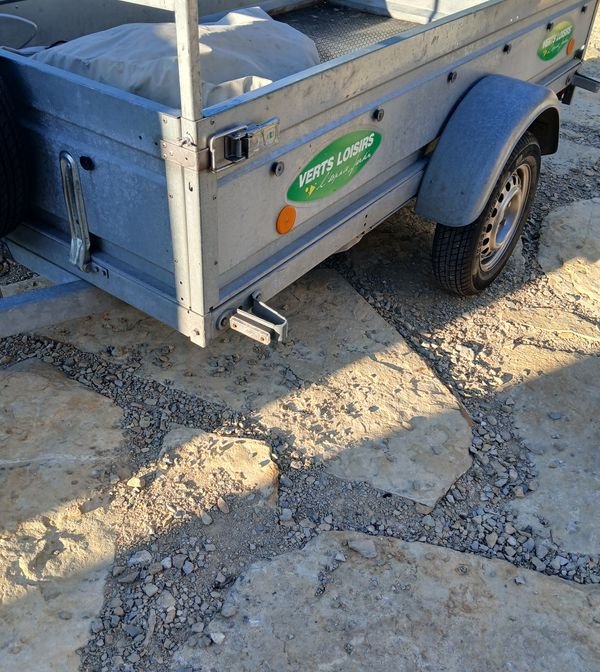 Remorque caisse 245cm 4ridelles amovibles 2