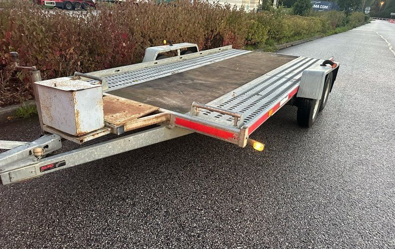 Plateaux porte voiture